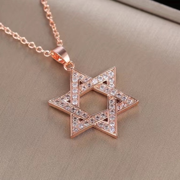 Cubic Zirconia Star Of David Necklace - Picture 4 of 8